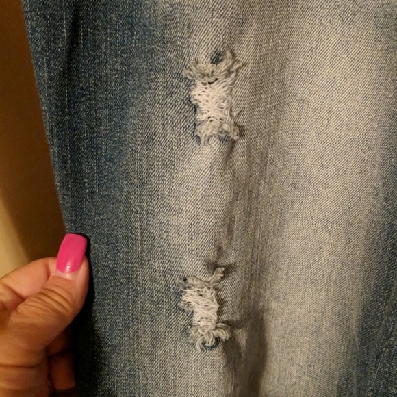 Capris - Picture 3 of 5